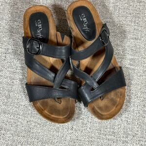 Euro Soft By Sofft Wedge Slip On Thong Black Man Made Material Woman’s Size 9.5